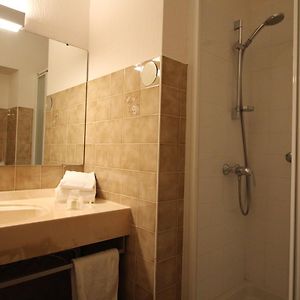 Budget King Room